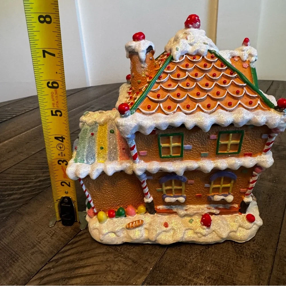 Vintage Holiday Time Lighted Home Sweet Home 2006 Sweet Dreams Collection‎ House